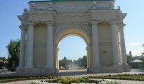 Северная триумфальная арка Новочеркасска Северная триумфальная арка Новочеркасска
